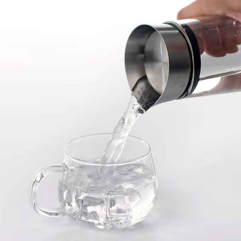 社會上的玻璃不銹鋼硅膠蓋子